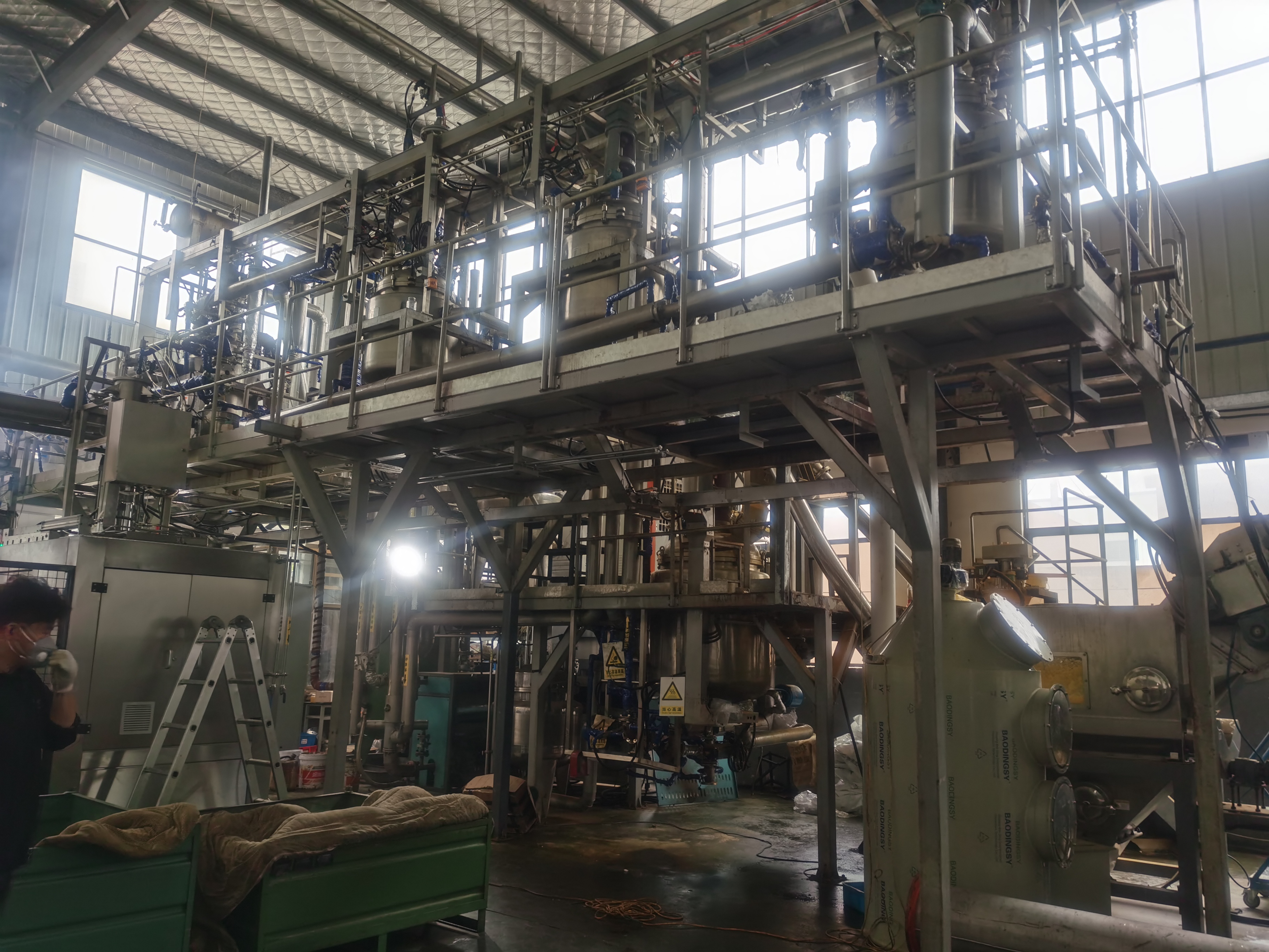 導(dǎo)熱油爐用于反應(yīng)釜加熱